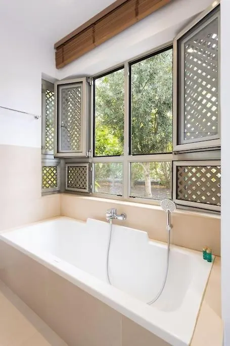 Apartment Garden Serenity Retreat And Workspace With Heated Pools And Gym Palm-mar