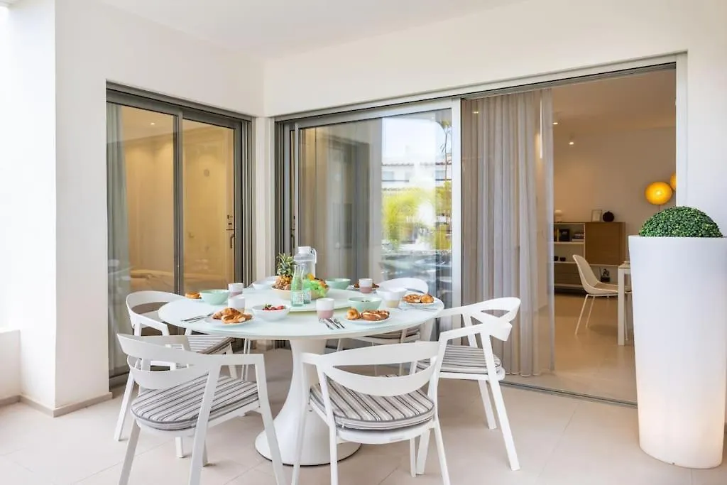Apartmán Garden Serenity Retreat And Workspace With Heated Pools And Gym Palm-mar Španělsko